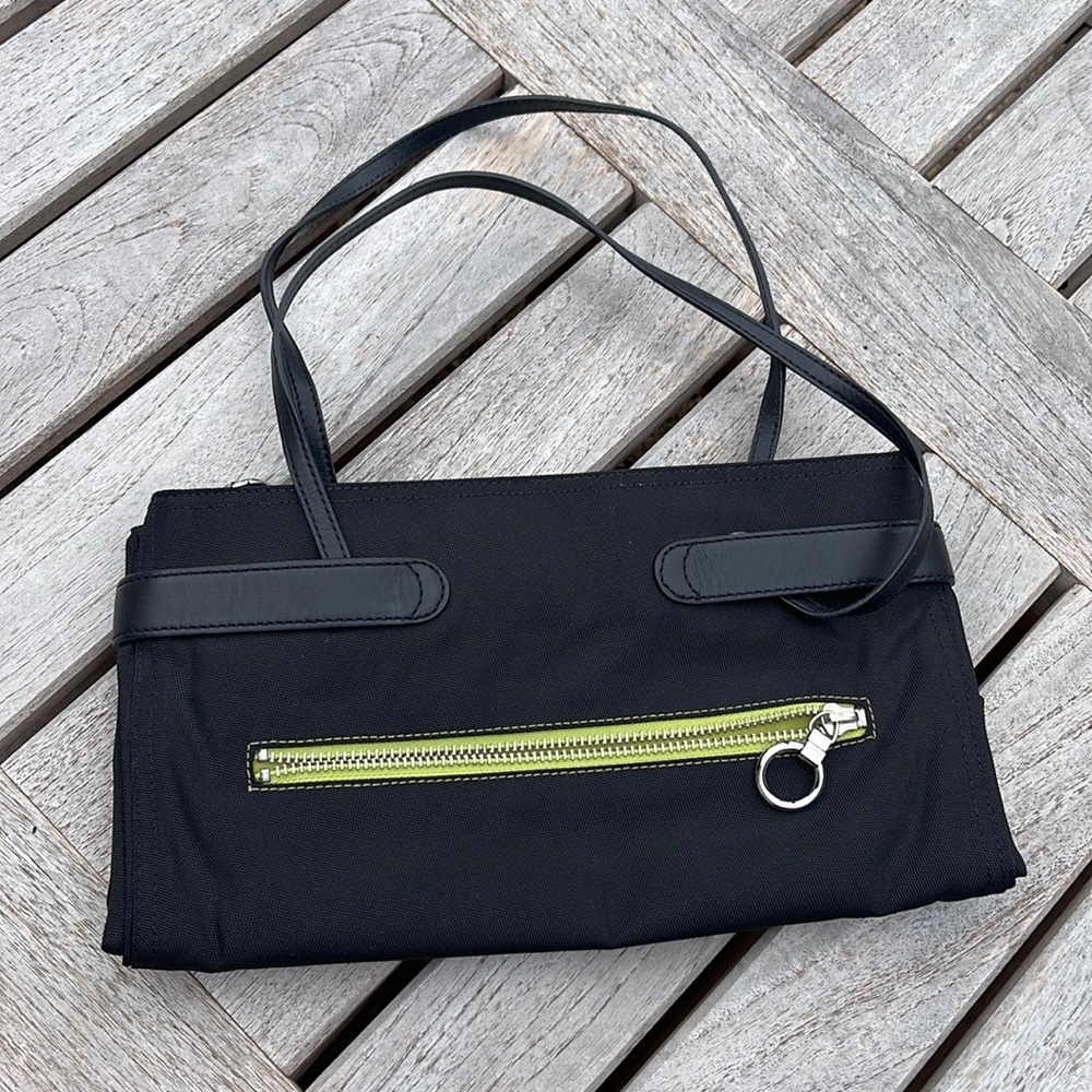 Cole Haan sporty shoulder bag / purse black - Picture 3 of 16